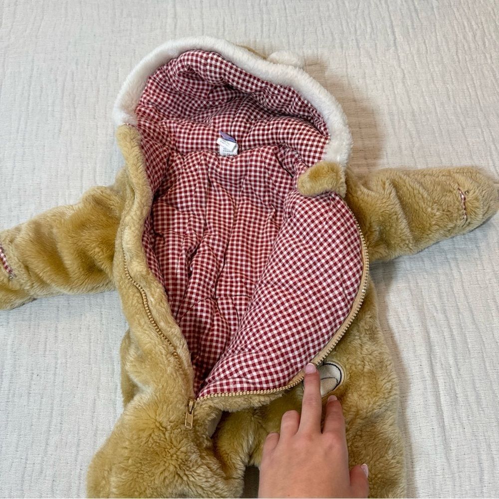 Winnie Pooh Disney Fleece Hoody Romper Jumpsuit Winter Thick Playsuits 6-9 mnths - Picture 2 of 8